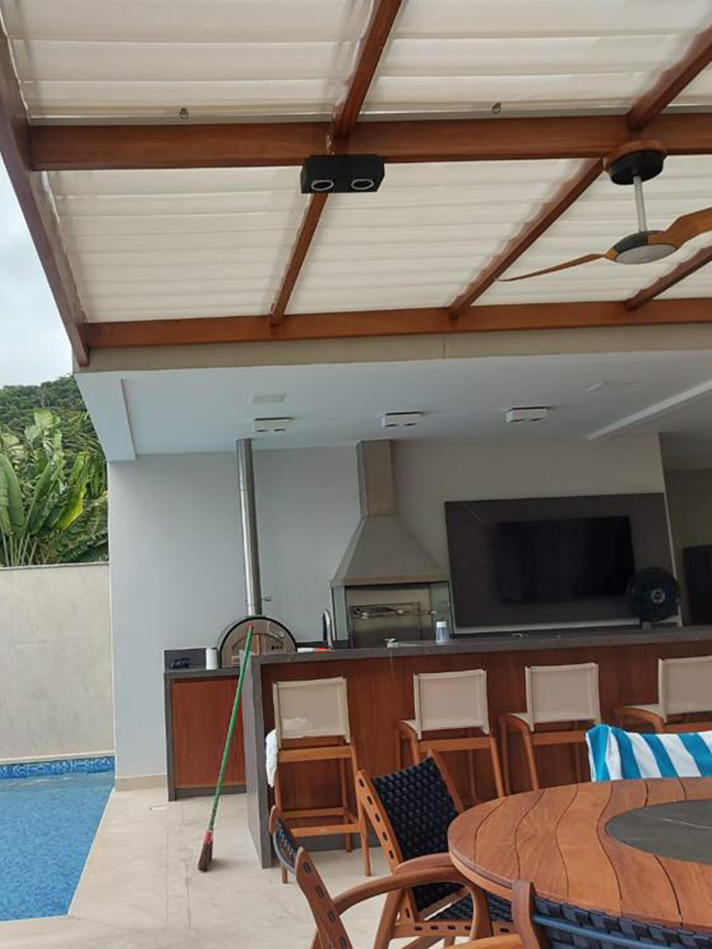 Senhorita-casa-RJ-cortina-sob-medida-de-tecido-romana-de-teto-2.png
